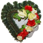 Coroană Funerară artificială din Pin & Brad Inimă gol cu pin de 6cm Îndoit (set de 5 buc), impodobit extra (set de 5 buc)