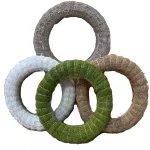 Coroane-din-Paie-O15-cu-iarba-naturala-verde-maro-alb