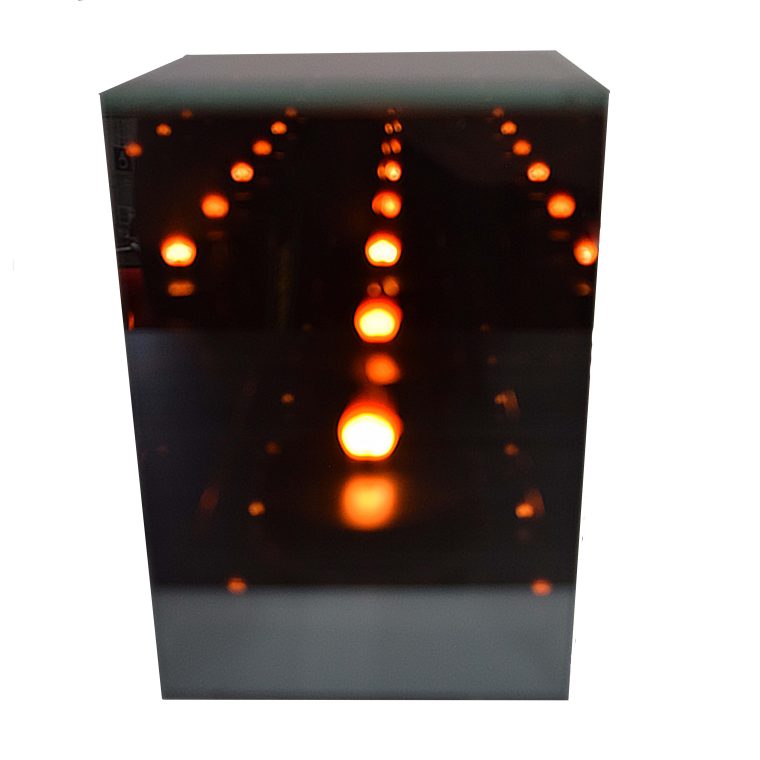 Candelă cu Led patrat sticla 3D 48 lei , 15cm, C409-4